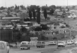 我国与南非建立外交关系