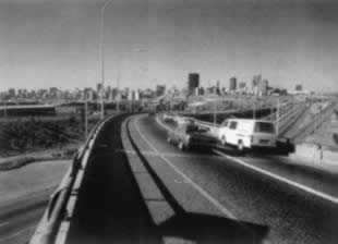 我国与南非建立外交关系