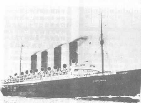 姐妹船争创横渡大西洋纪录