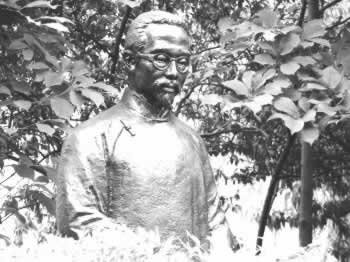 戏曲理论家任中敏逝世（历史上的今天。中国）