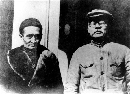 中共施行“精兵简政”(历史今天todayonhistory.com)