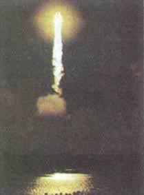 最后一次“阿波罗”登月计划结束(LSSDJT.COM)