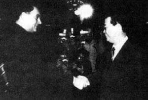 印度总理拉·甘地访问我国(历史上的今天。中國)