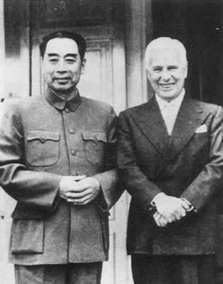 喜剧大师卓别林在瑞士科西耶逝世(历史上的今天。Cn)