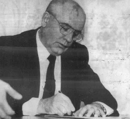 苏维埃社会主义共和国联盟解体（歷史上的今天。中国）