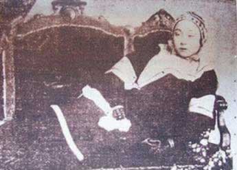 清末名妓赛金花逝世