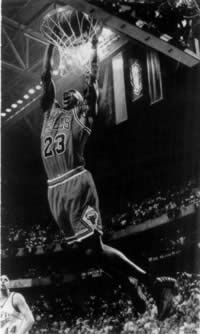 篮球“飞人”乔丹诞辰(歷史上的今天.中国)