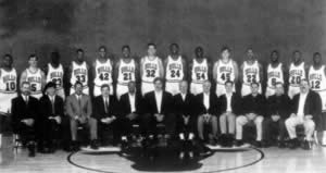 篮球“飞人”乔丹诞辰(歷史上的今天.中国)