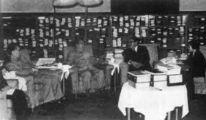 毛泽东会见基辛格(历史上的今天todayonhistory.com)