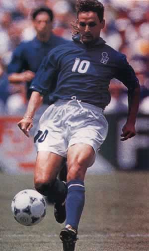 意大利球星罗伯特·巴乔出生（歷史上的今天。中國）