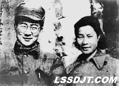 中国外交家,前中国驻美大使章文晋逝世