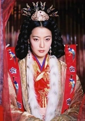 韩国著名女演员金喜善出生(todayonhistory.com.cn)