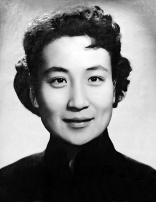 著名京剧表演艺术家关肃霜逝世(TodayinHistory.cn)