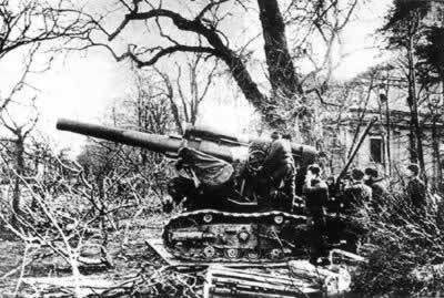 苏军向柏林发起总攻(TodayOnHistory.COM)