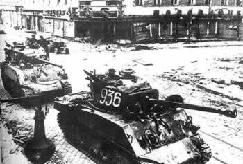 苏军向柏林发起总攻(TodayOnHistory.COM)