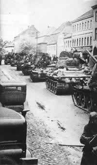 苏军向柏林发起总攻(TodayOnHistory.COM)