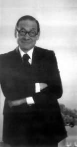 世界知名建筑师贝聿铭诞辰(TodayOnHistory.COM)