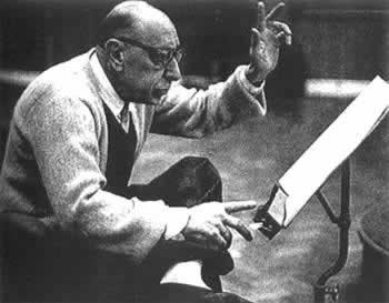 作曲家伊格尔·斯特拉文斯基逝世(Todayonhistory.com)