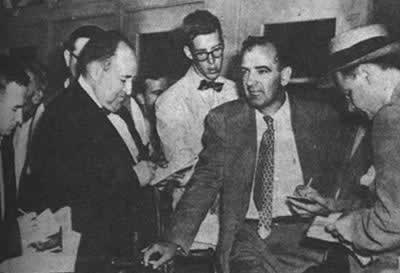 争议人物麦卡锡逝世