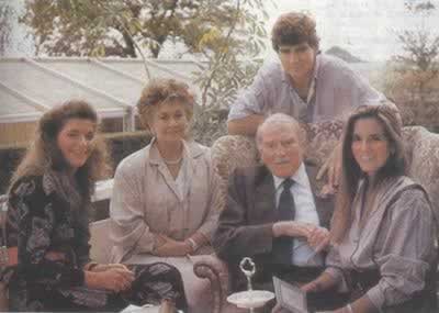 劳伦斯·奥立佛诞生于英国