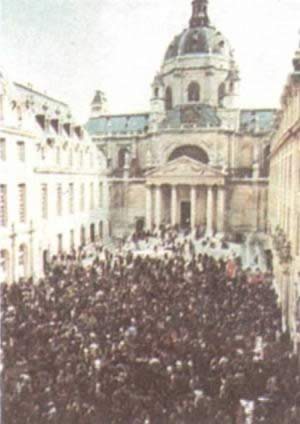 法国发生反对戴高乐的全国性抗议活动(TodayinHistory.cn)