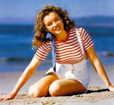 当代著名影星玛丽莲·梦露诞辰