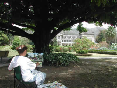 中国与特立尼达和多巴哥建立外交关系