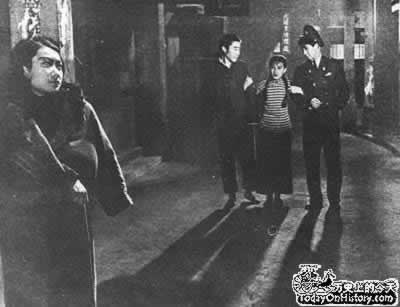 袁牧之编导的电影剧照