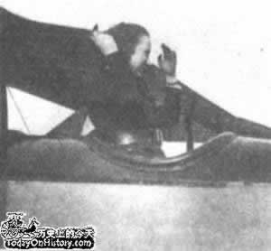 女飞行员布罗姆韦尔殁于空难