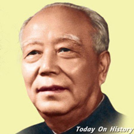 全国人大原委员长万里