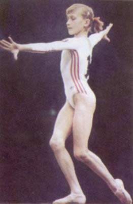 科马内奇图片集(TodayinHistory.cn)