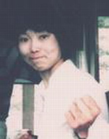 与病魔斗争的坚强日本少女木藤亚也出生