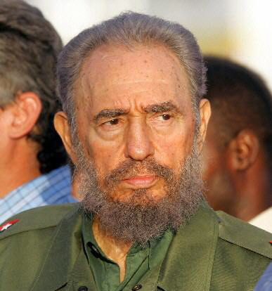 卡斯特罗掀起反独裁统治的武装斗争，古巴革命爆发