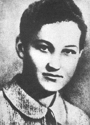 苏联卫国英雄卓娅诞辰(TodayinHistory.cn)