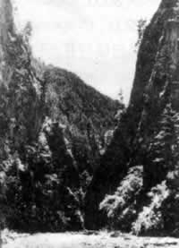 中央红军攻占腊子口